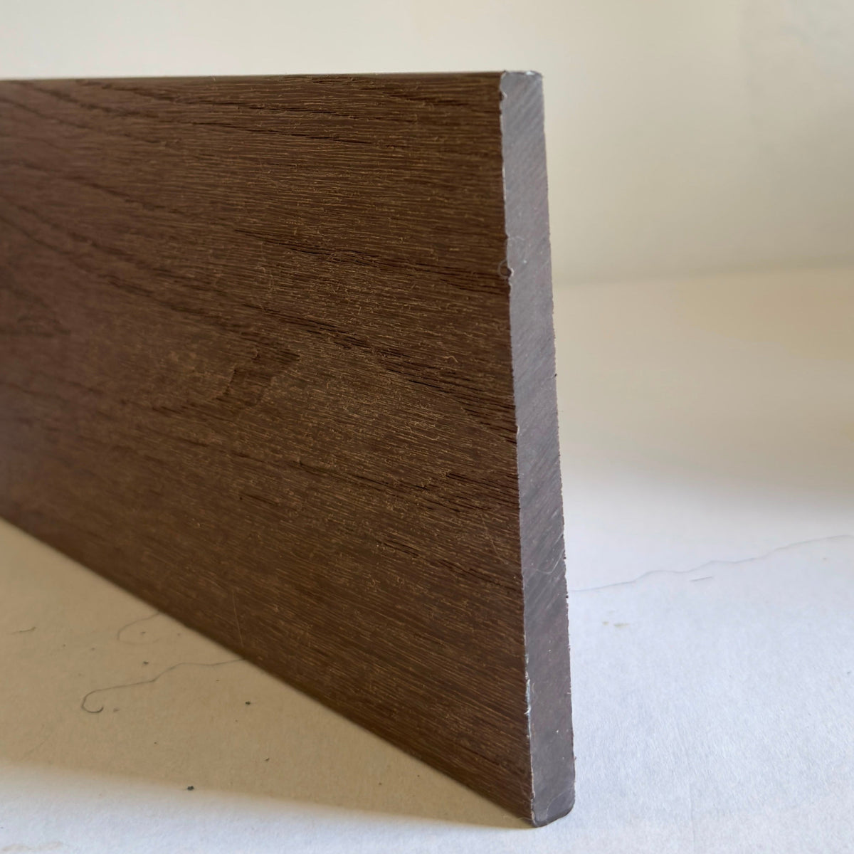 Composiet_Afdeklijst_-_Dagkantplank_Walnut