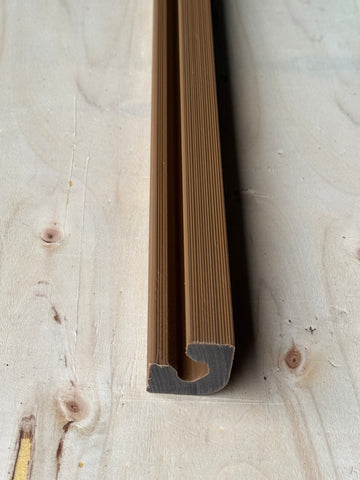 Verbundwerkstoff-Abschlussprofil Teak