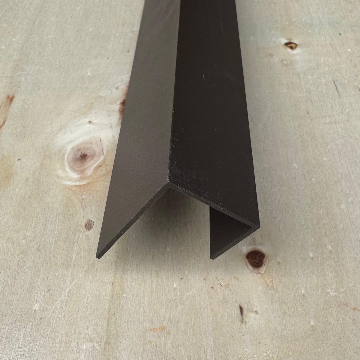Aluminium U-Profil Walnuss