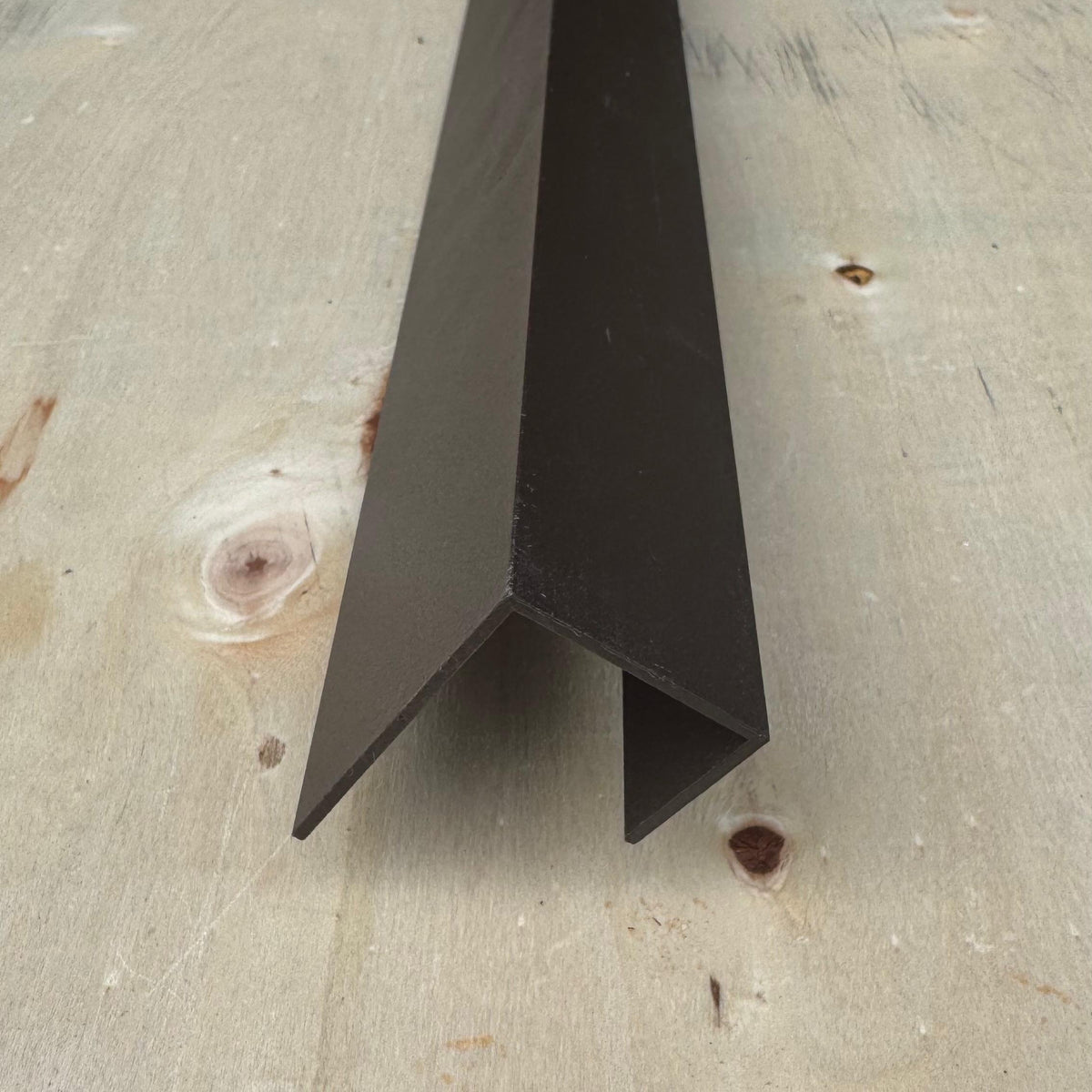 Aluminium U-Profil Walnuss