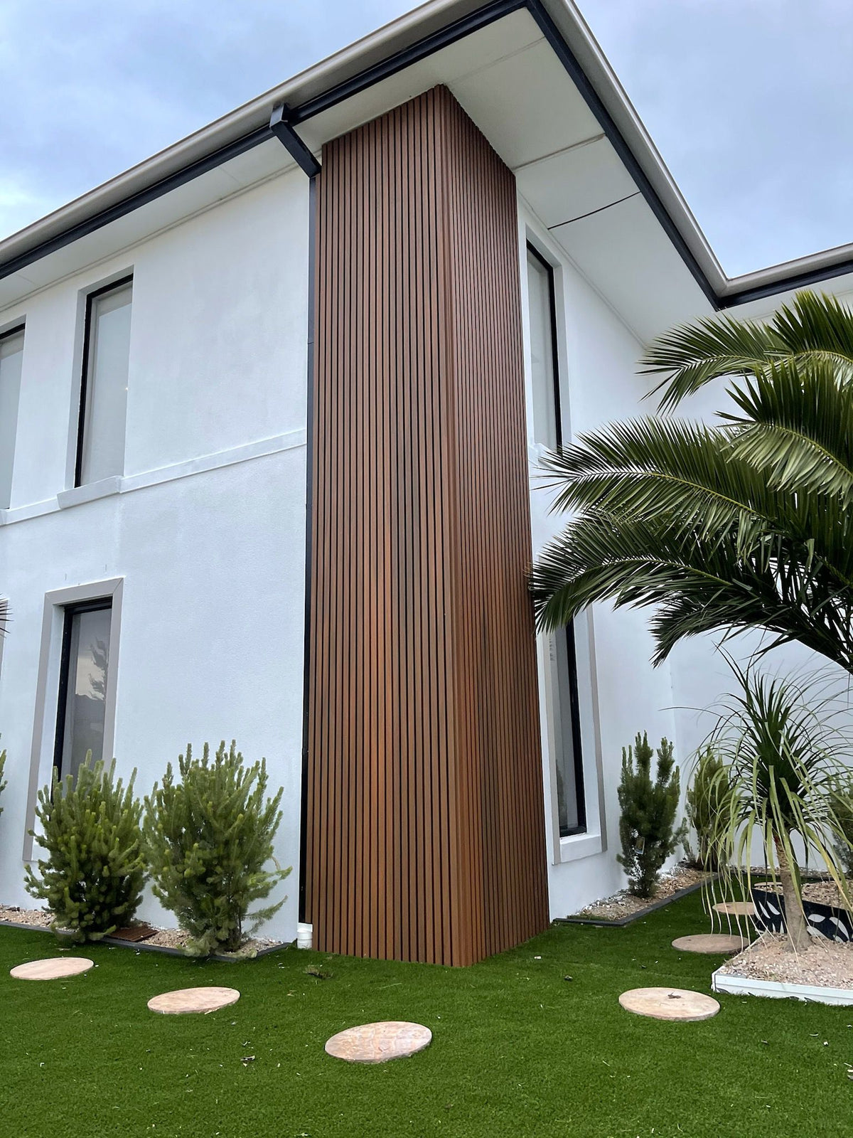Composite Cladding - Bicolor Black Teak